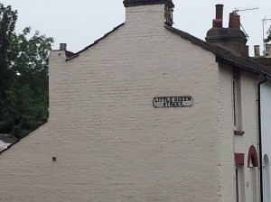 Super cute, "Little Queen St."